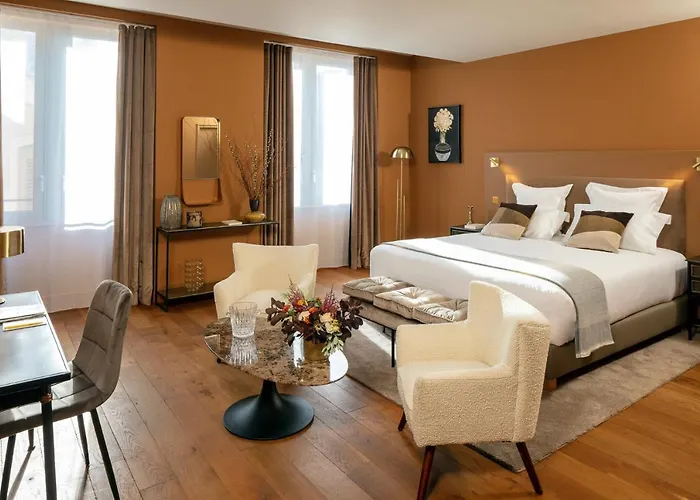 Margaret - Chouleur 5* Nîmes